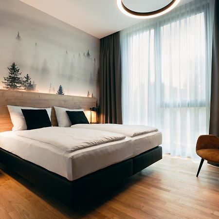Target World Hunter'S Lodge Landscheid 外观 照片
